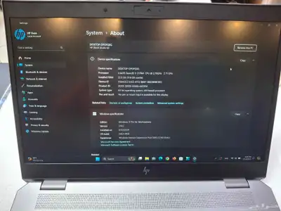 لاب توب اتش بي زيد بوك HP ZBook Xeon بحالة ممتازة بدون خدوش 9