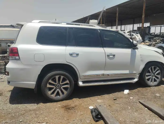 تشليح الحاير لجميع انواع قطع السيارات 2