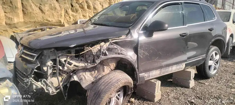 تشليح قطع غيار طوارق موديل 2012 4