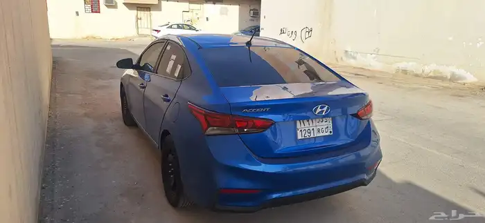 اكسنت 2019 ازرق 4