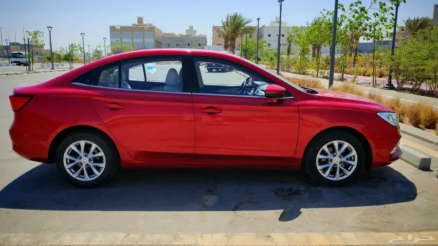 MG 5 2023 نص فل 3
