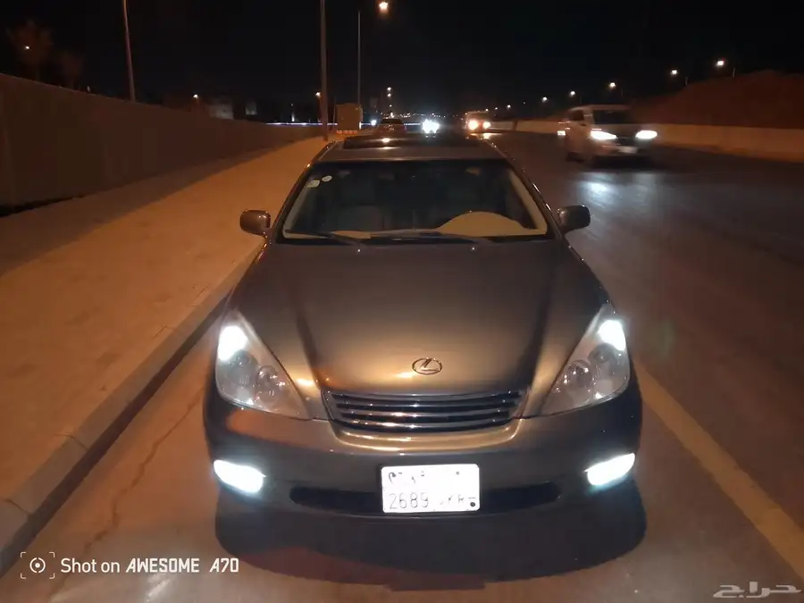 لكزس ES300 موديل 2003 13