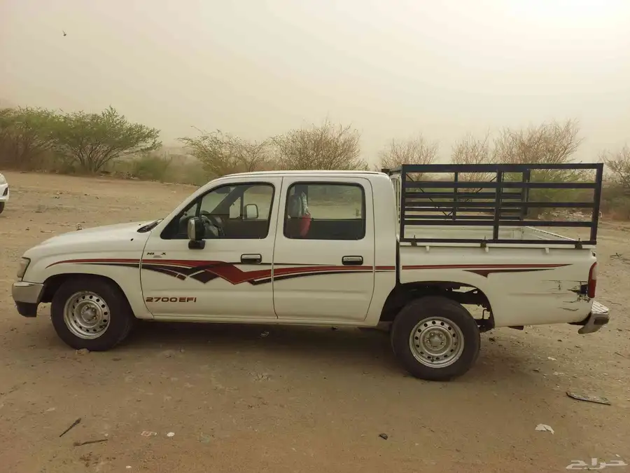 toyota hilux 2003 9