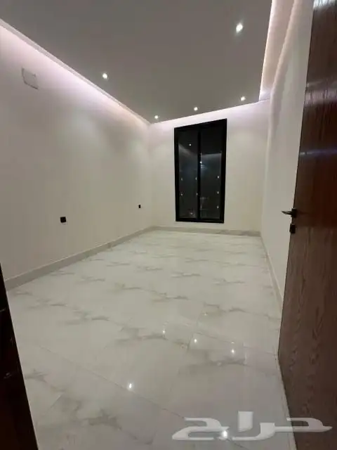 شقق رووف بسطح خاص حي الحزم 2