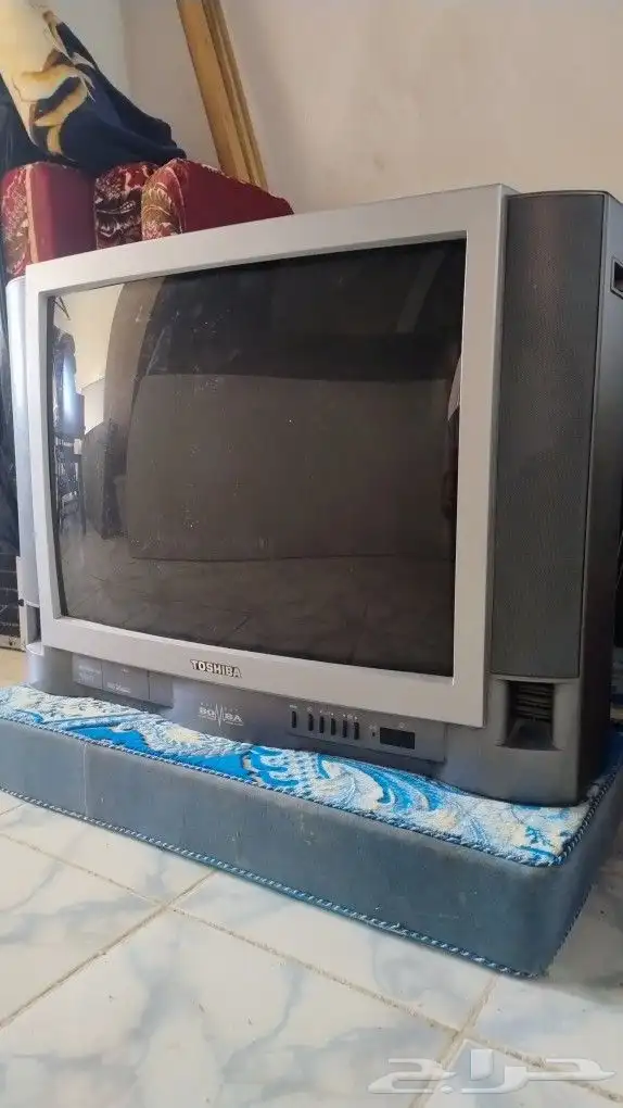 تلفزيون قديم للبيع ب اي سعر 0
