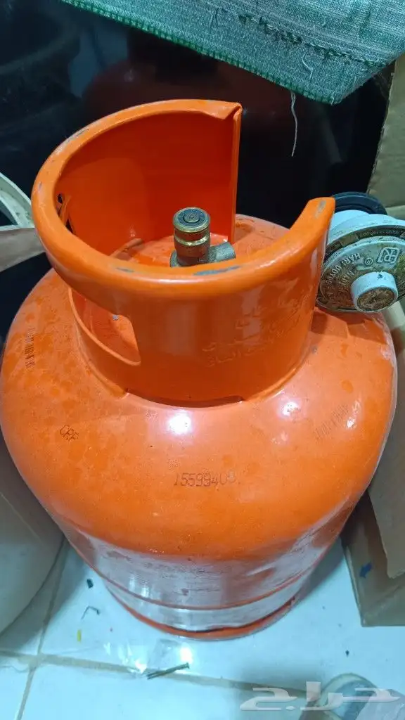 سطوانة غاز مع المنظم ... معبئه 0