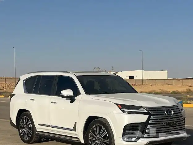 لكزس LX600 فئه BB موديل 2025 4