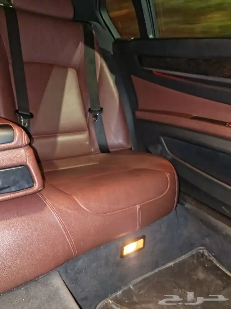 محوله2015 BMW2012 بدي شد بلد فل كامل 740 فتحه سقف شاشه وخ 8