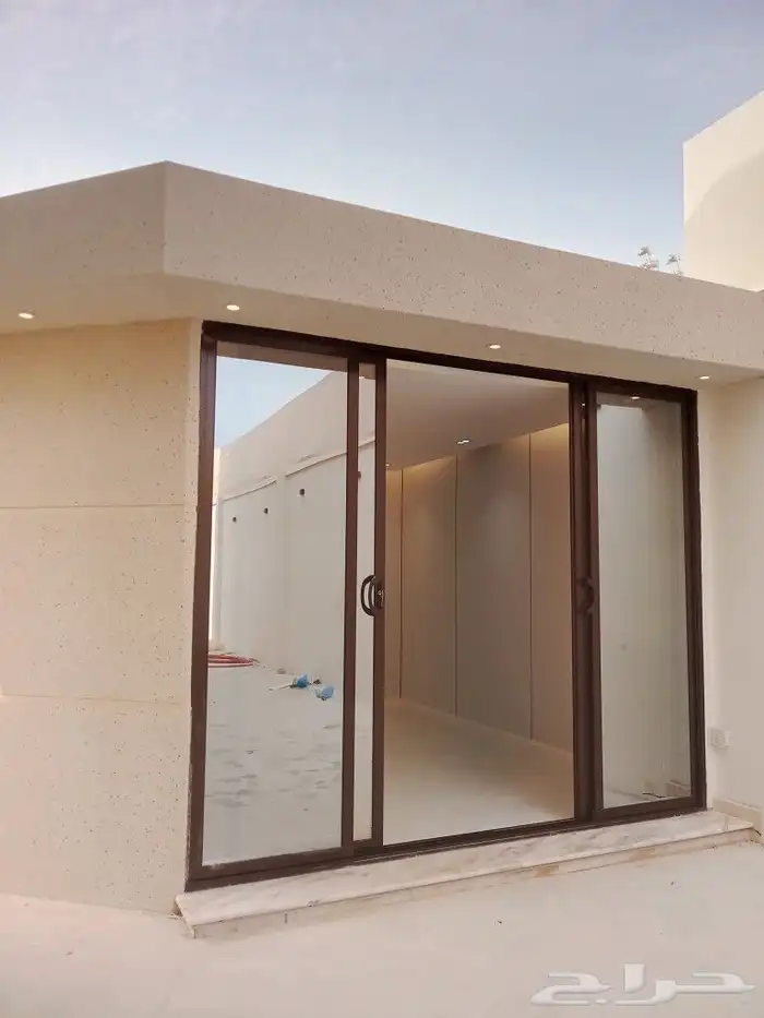 مجلس خارجي سندوتش بنل ديكور داخلي تلبيس سمنت بورد زجاج سكريت 1