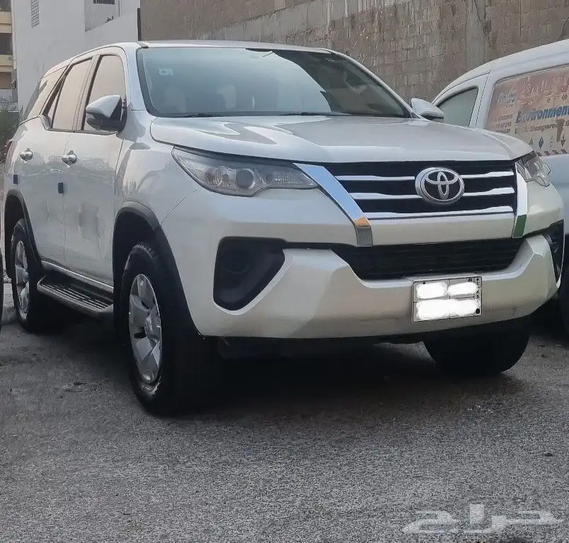TOYOTA FORTUNER 2016 0