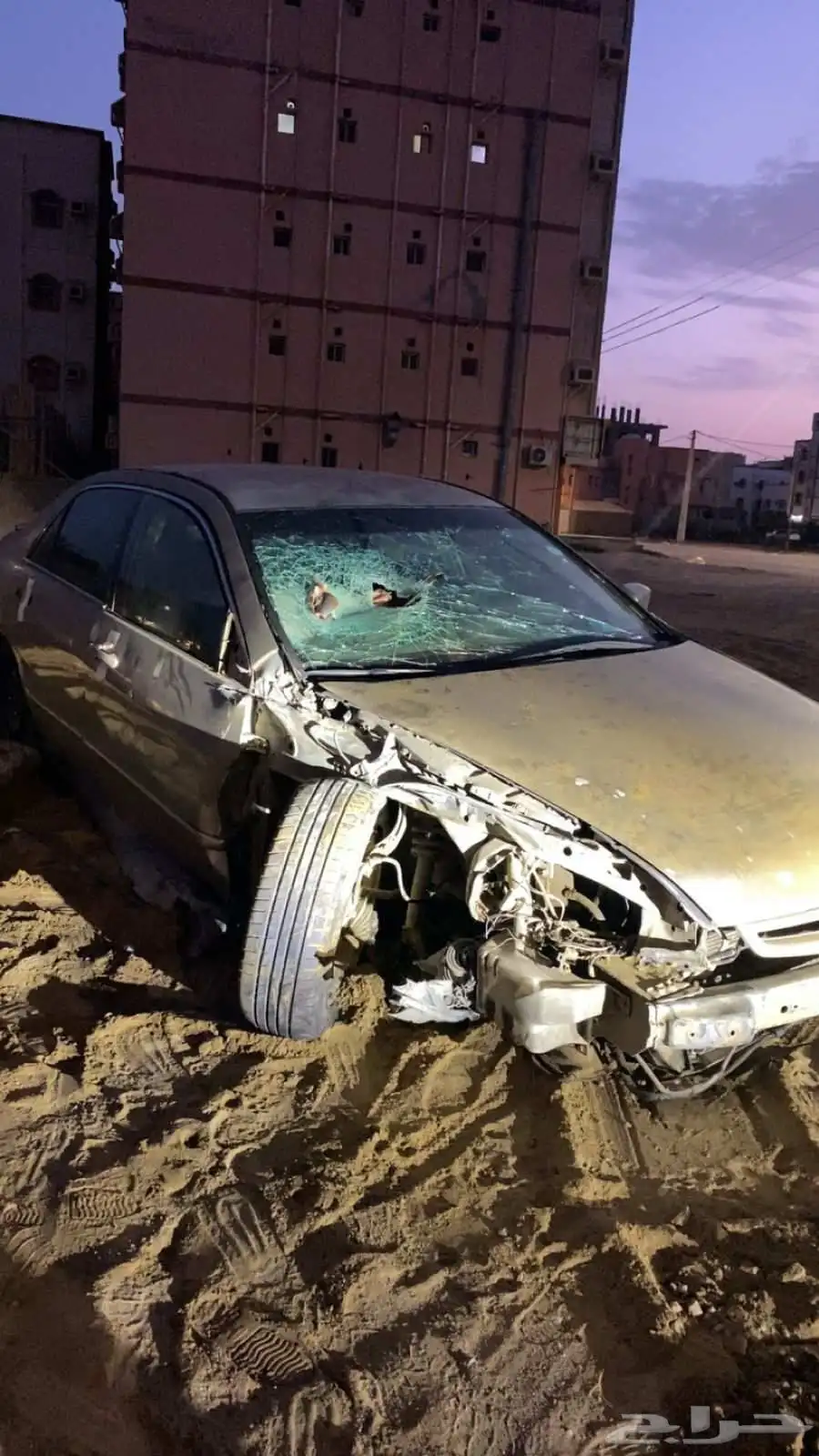 للبيع هوندا اكورد موديل 2005محركاتها ع الشرط ملاحظه تشليح ف 2
