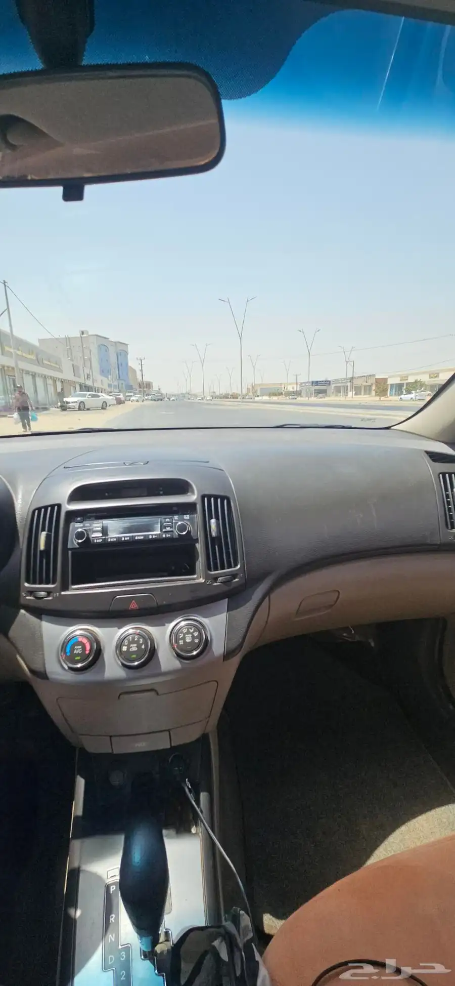 للبيع هونداي النترا الموديل 2011 0