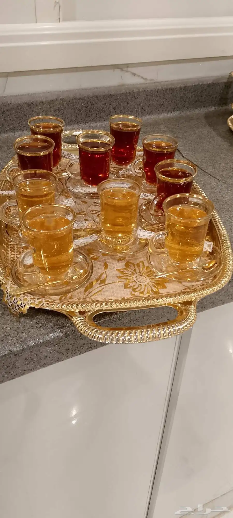 قهوجي صبابين كراسي طاولات سماعات 0