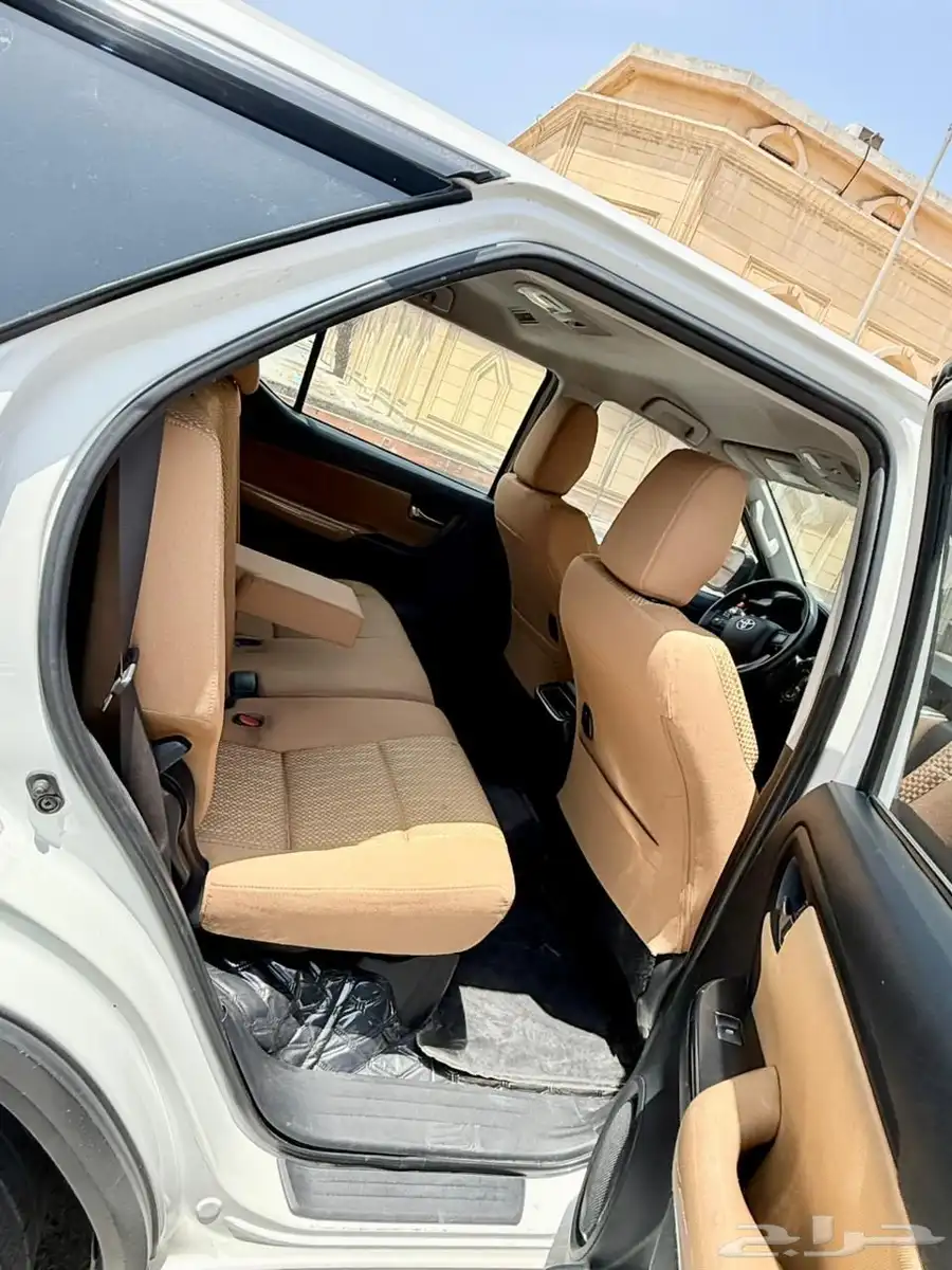 Toyota Fortuner 2017 7