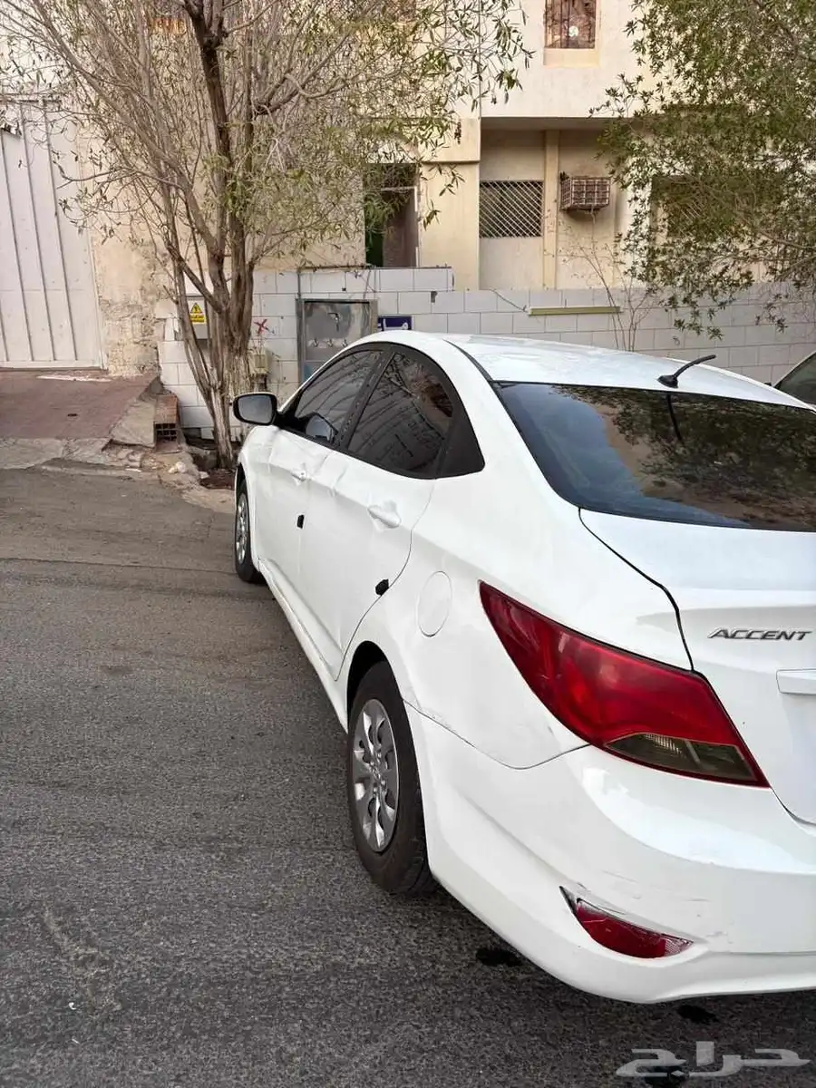 هونداي اكسنت 4