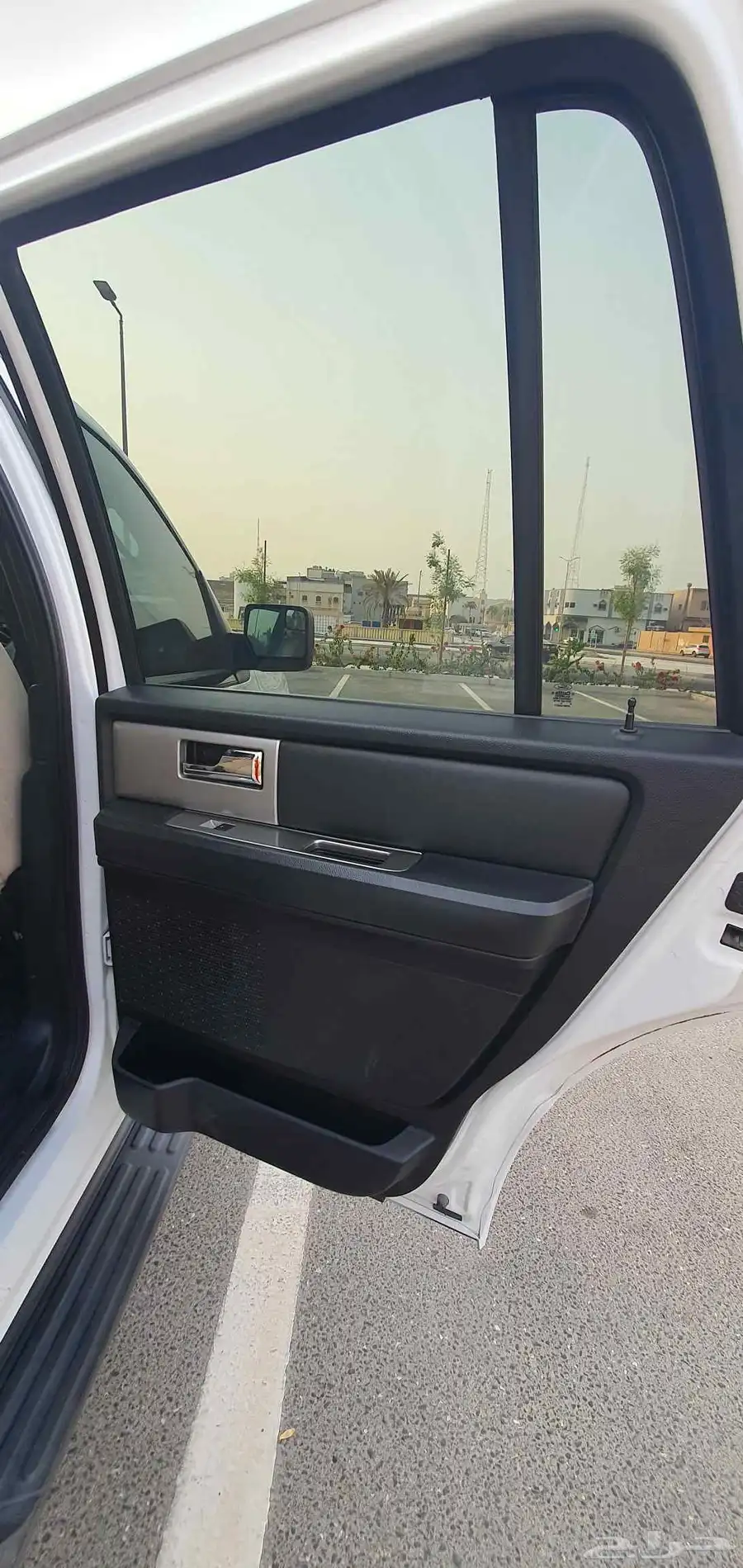 للبيع فورد اكسبدشن موديل 2016 XLT مطور منوة المستخدم 10
