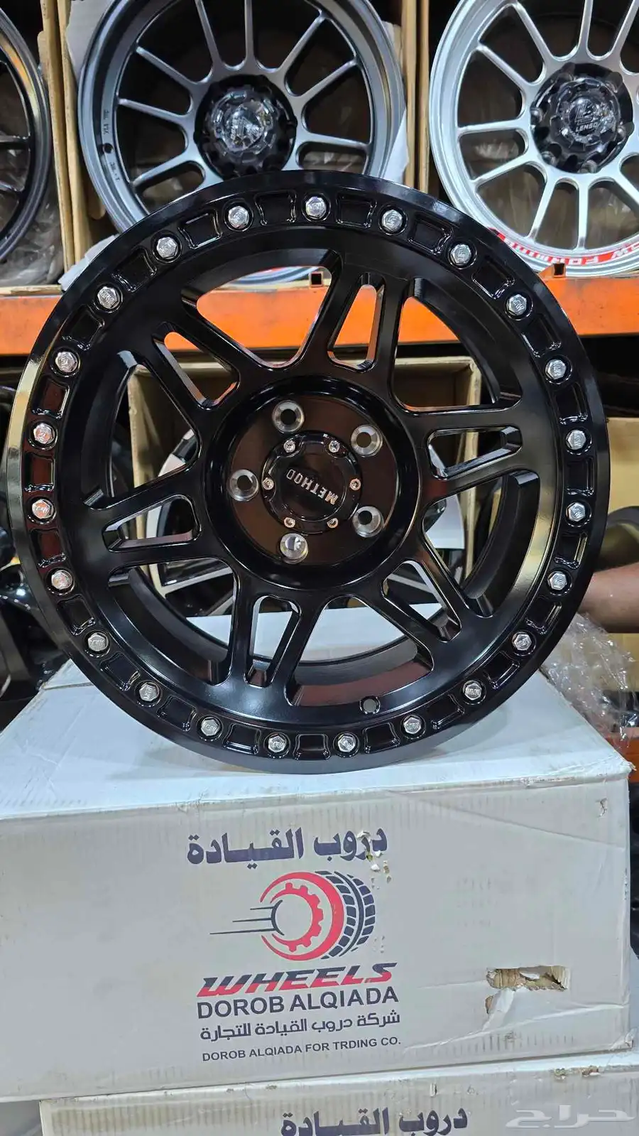 جنوط رنج لار مقاس 17 جديد وكفرات نص حجري 17 8