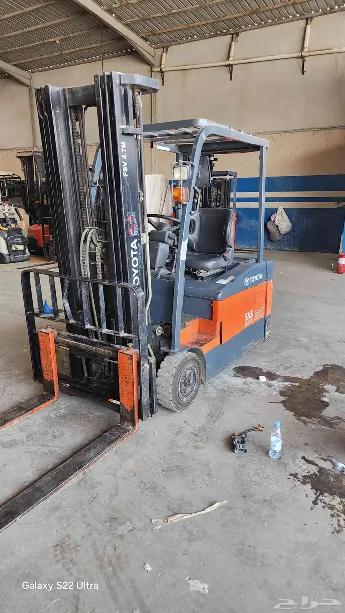 للايجار رافعه كهربائية فوركلفت كهرباء رافعه 5