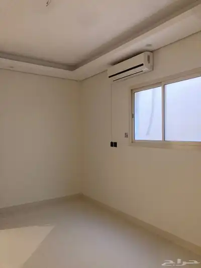 للايجار شقة عوايل بحي الرحاب 3