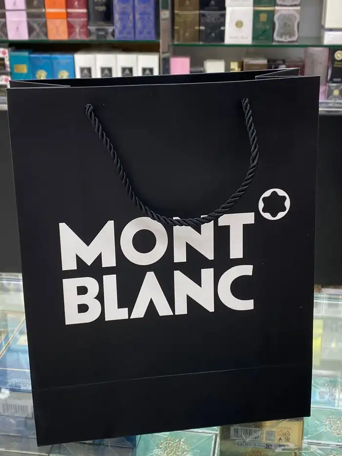 اكياس الماركات العالميه الدرزن ب 45 1