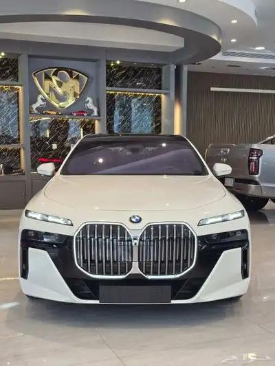 بي إم دبليو 2025 735i فل كامل كت إم ناغي BMW 1