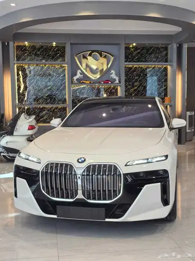 بي إم دبليو 2025 735i فل كامل كت إم ناغي BMW 4