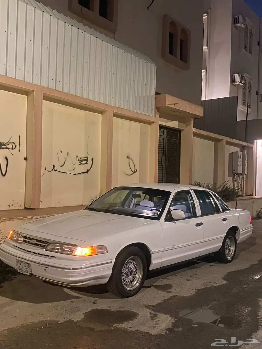 فورد فكتوريا بوليسي 97 5