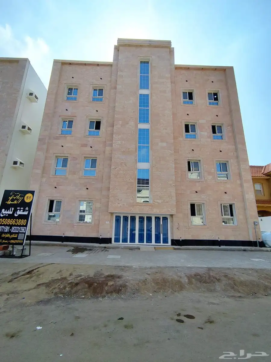 شقق فاخره للبيع حي الشاطي مخطط 8 0