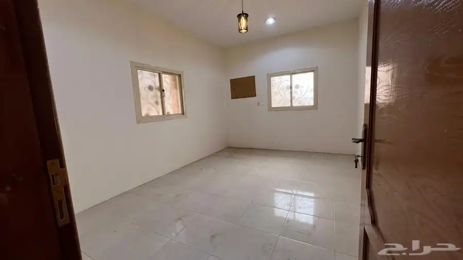 عمارة أربع شقق للبيع بالعقيق الباحة 13