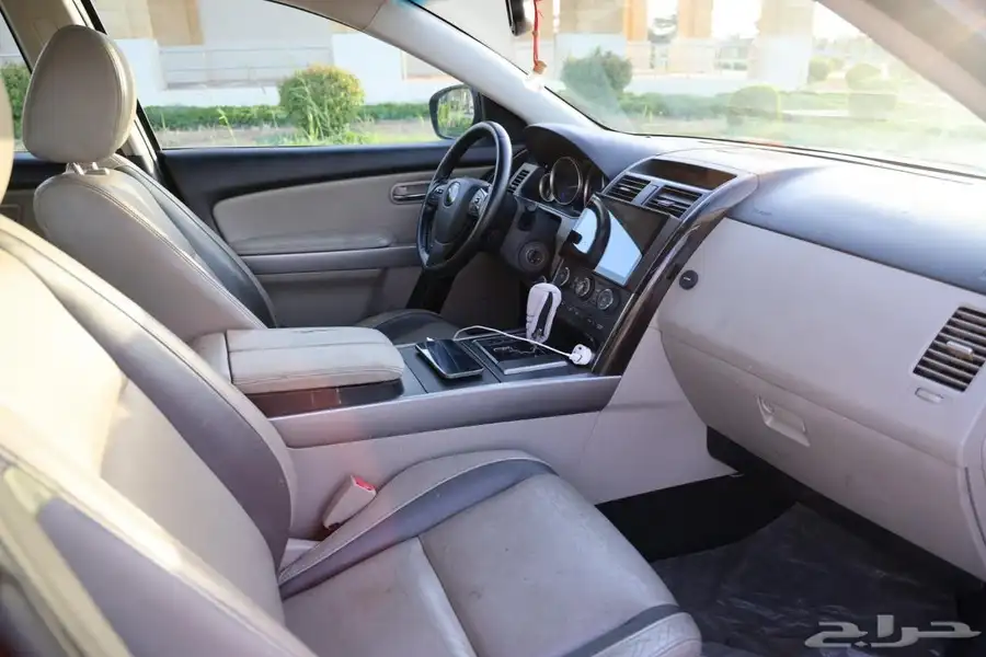 مازدا CX9 2011 Mazda 8
