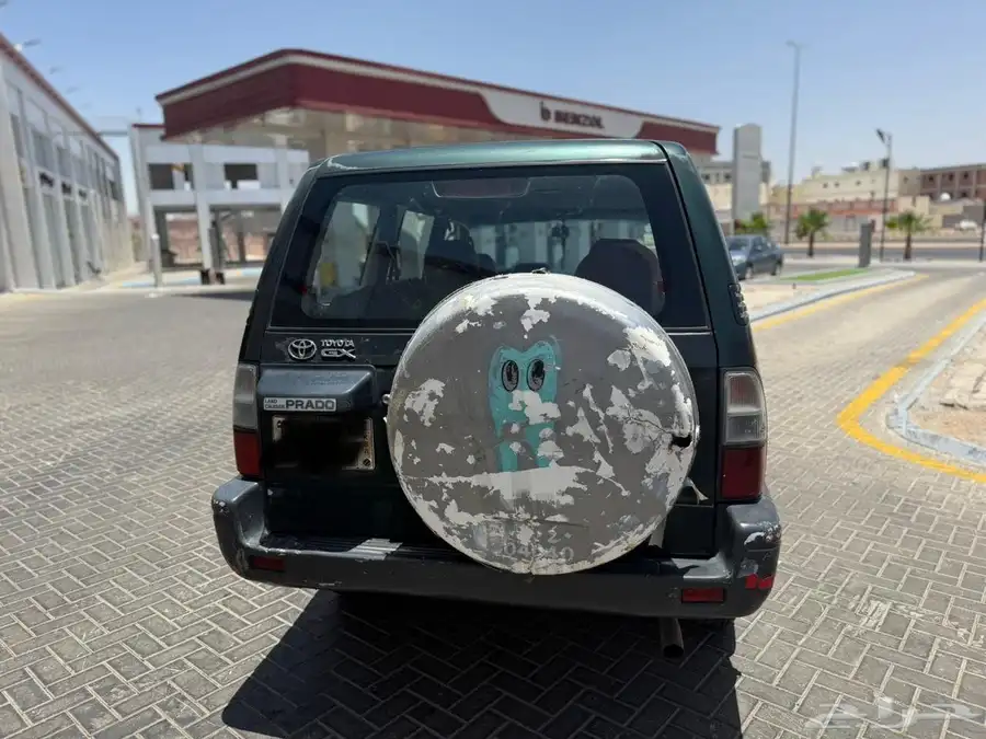 تويوتا برادو موديل 2000 3