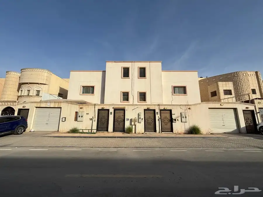 للبيع فلة مساحة 800 حي الفلاح ( الرياض) 0