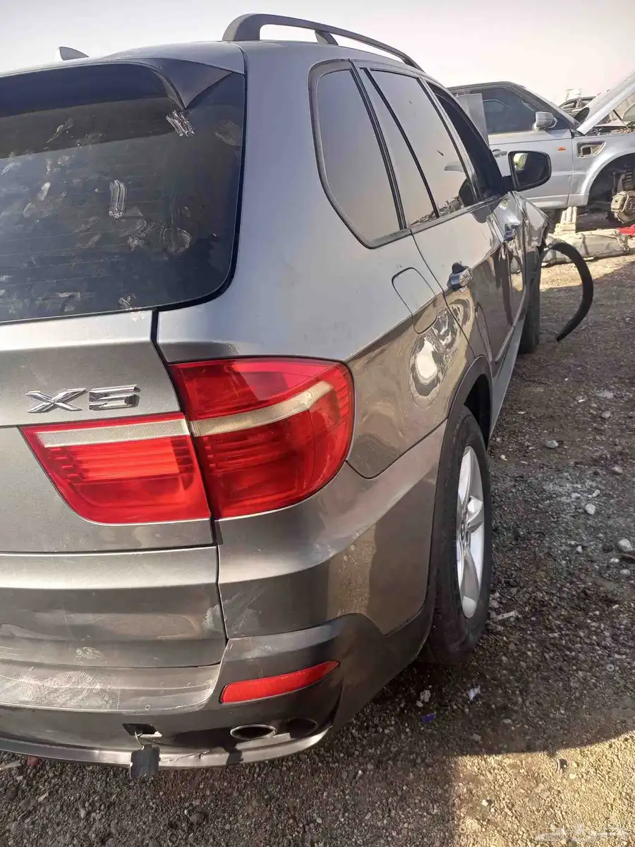 تشليح قطع غيار جيب X5بي ام دبليو مديل 2008 مكينه 6سرندل 1