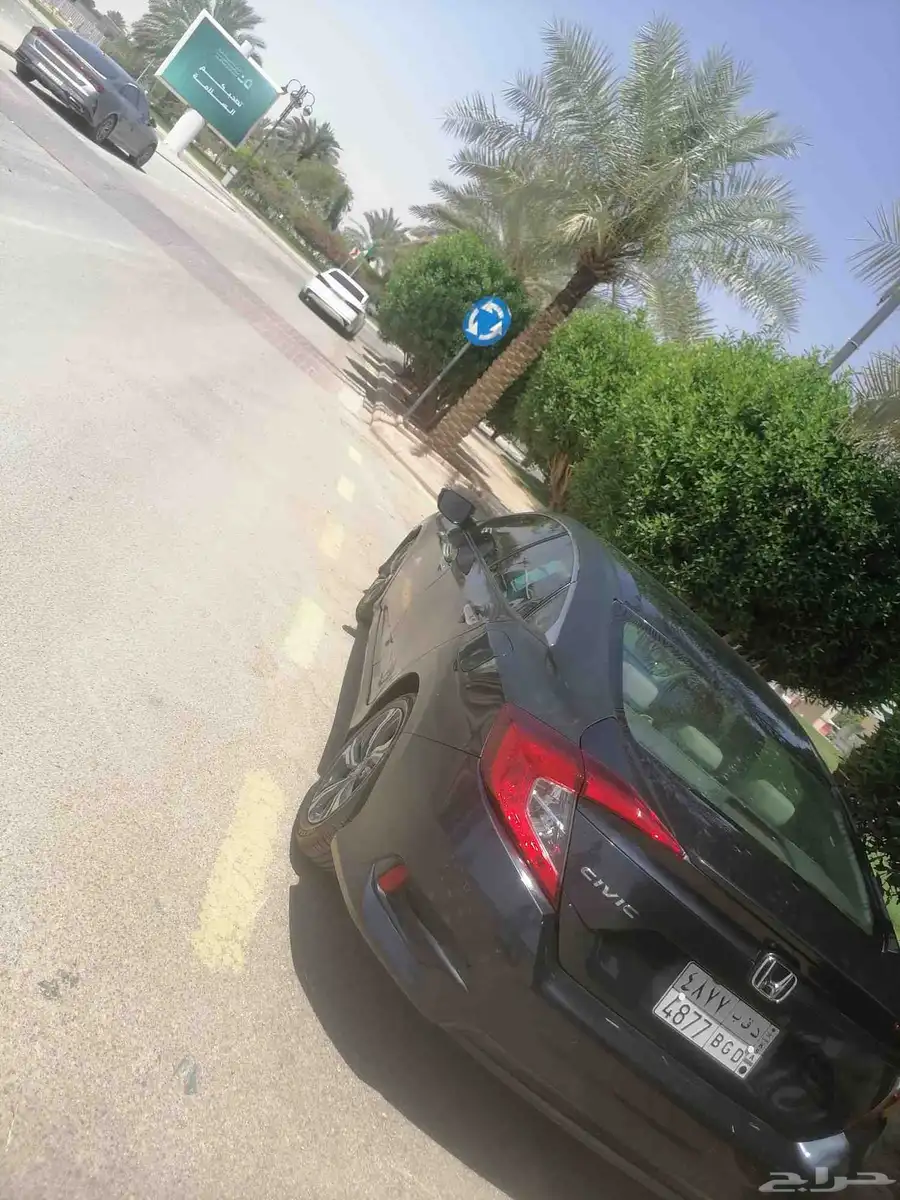 هوندا سيفيك 2020 فل كامل صدام مرشوش رفرف يمين و بوت 6