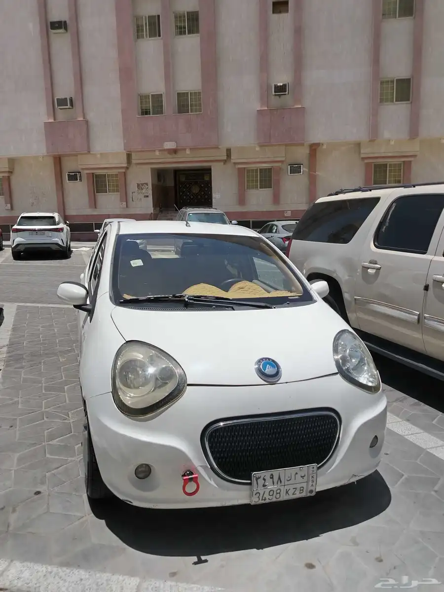 جيلي باندا 2012 3