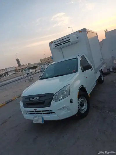 سياره تبريد وتجميد مشاوير داخل الرياض وخرجها 0