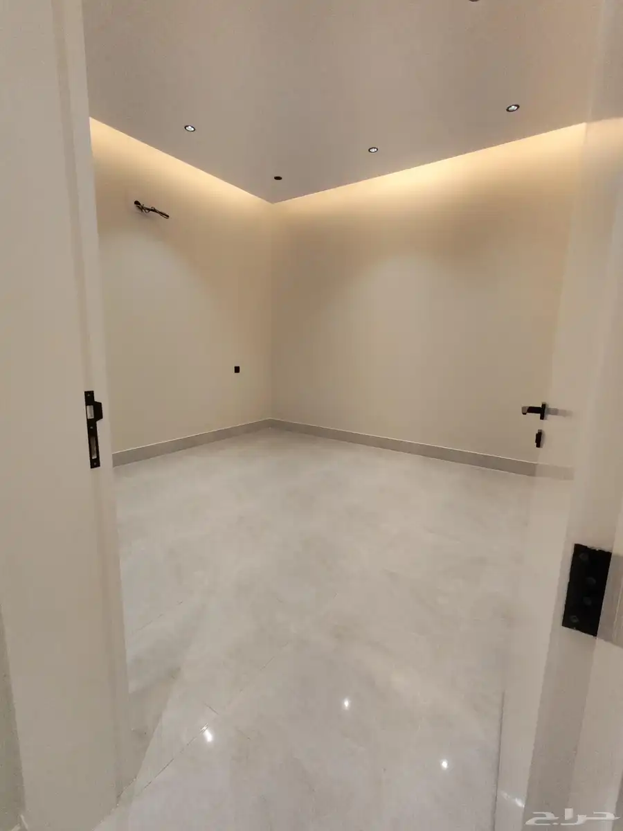 تصميمات معمارية مبتكرة وتشطيبات عالية الجودة  ابها 23