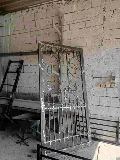 ابواب وشبابيك وكراسي وهنقر و مرجيحه 10