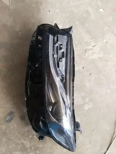 شمعة كامري يسار 2025 ستاندر 0