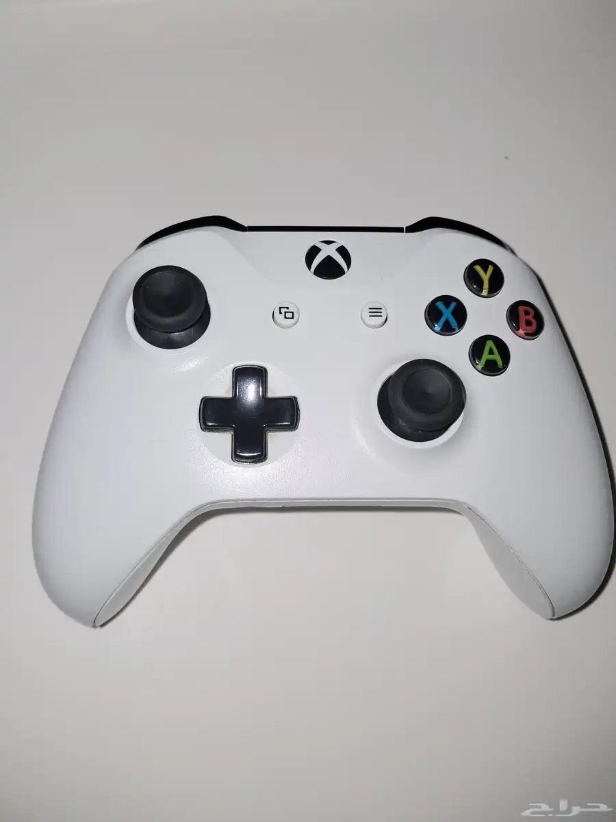Control Xbox One الون ابيض 0