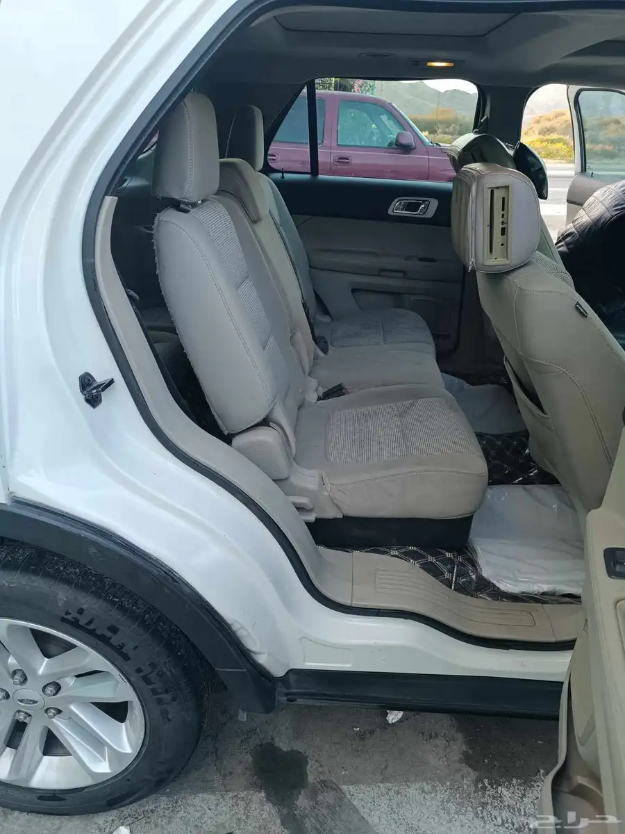Ford Explorer 2012 دبل 5