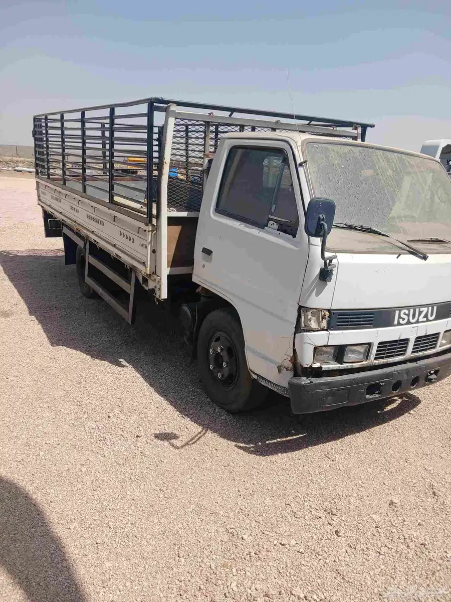 تشليح قطع غيار ايسوزو سطحة 97 ودينا 92 0