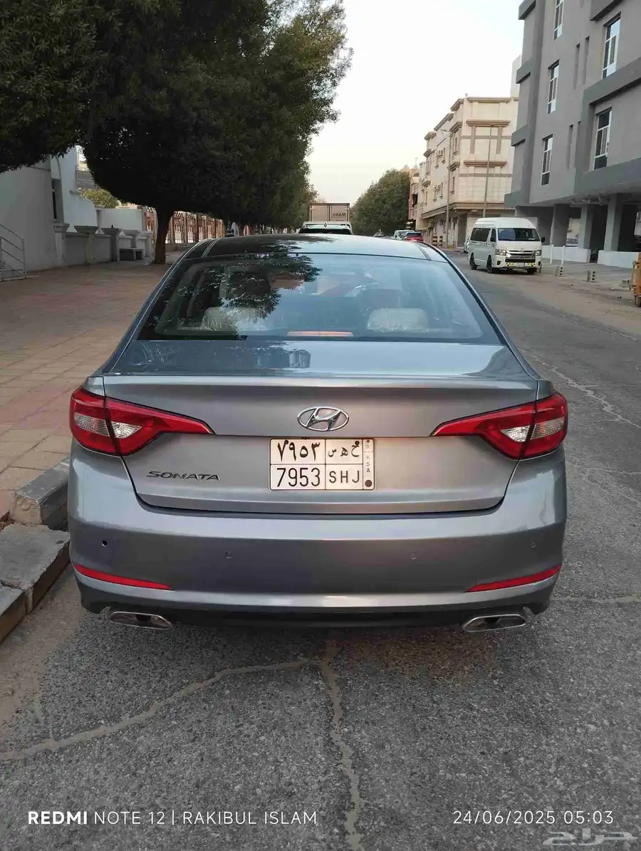 HUNDAI SONATA 2016 FULL OPTION AND SUNROOF 3