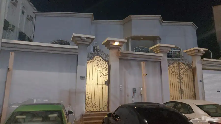 عمارة أربع شقق للبيع بالعقيق الباحة 10