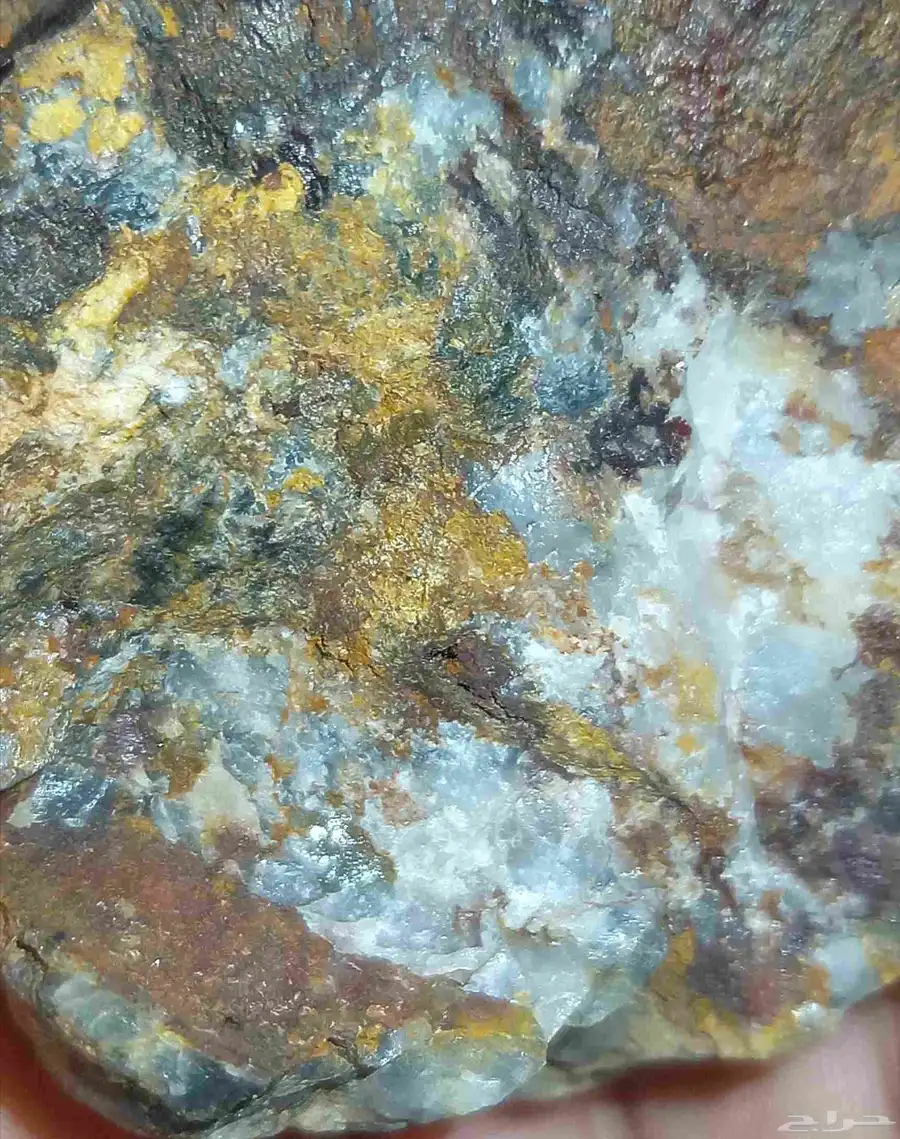 أحجار تحتوي على الذهب...stones containing gold 4
