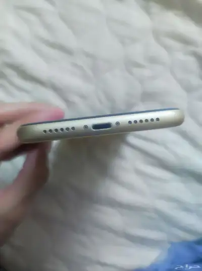 ايفون xr للبيع 4