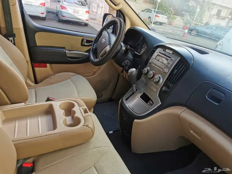 هونداي H1 2015 وكاله ممشه 165000 9
