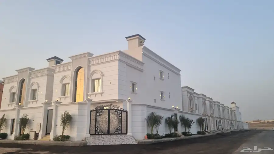 فيلا نظام اداور درج جانبي وملحق مميزة للبيع 1