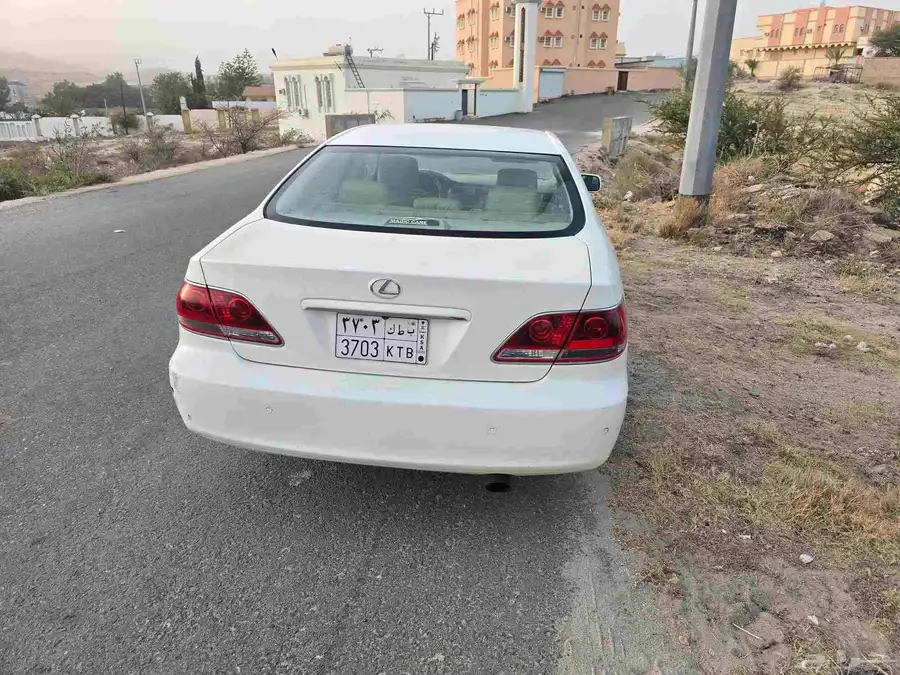 لكزس موديل 2005 امريكي ES 300 6
