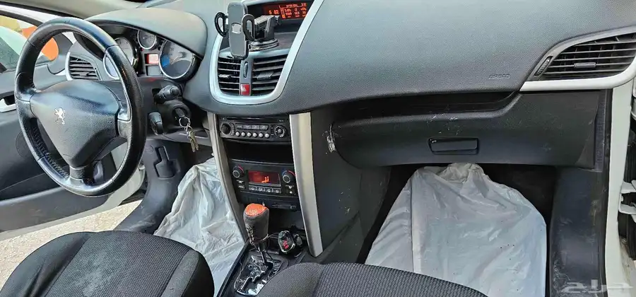 Peugeot 207 5